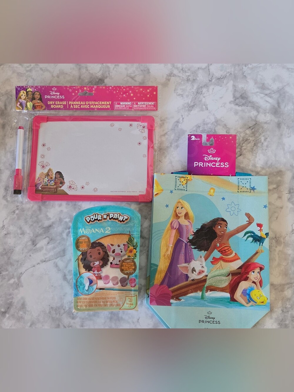 Disney Princess Moana 3 Piece Set - Dry Erase Board, 2 Bags & Paint & Pour